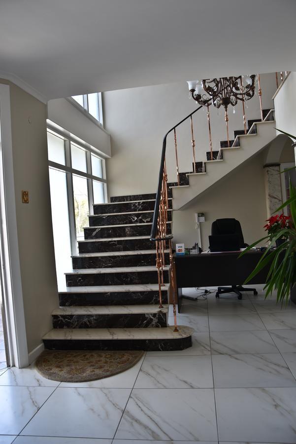 34Onlincoln Guesthouse Bellville Dış mekan fotoğraf